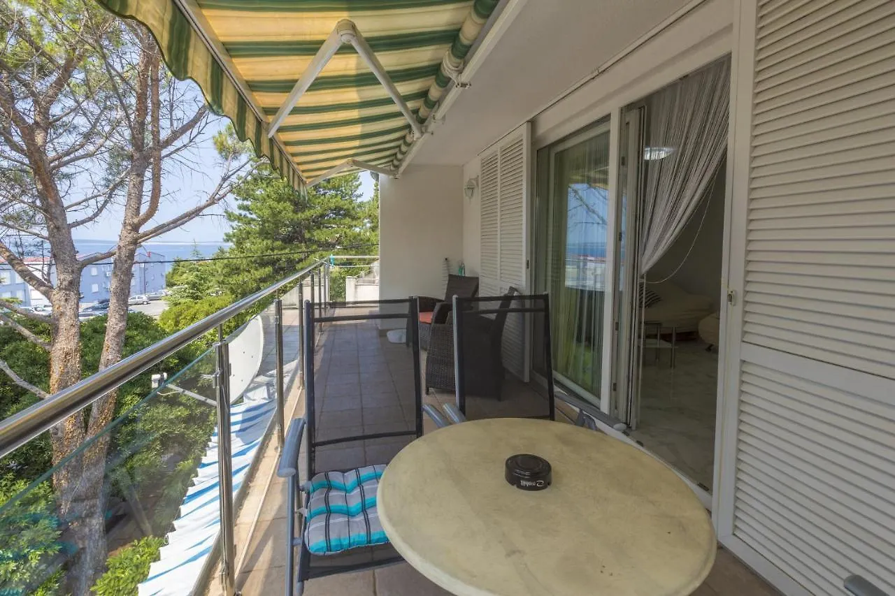 Kotvica Apartment Selce Croatia