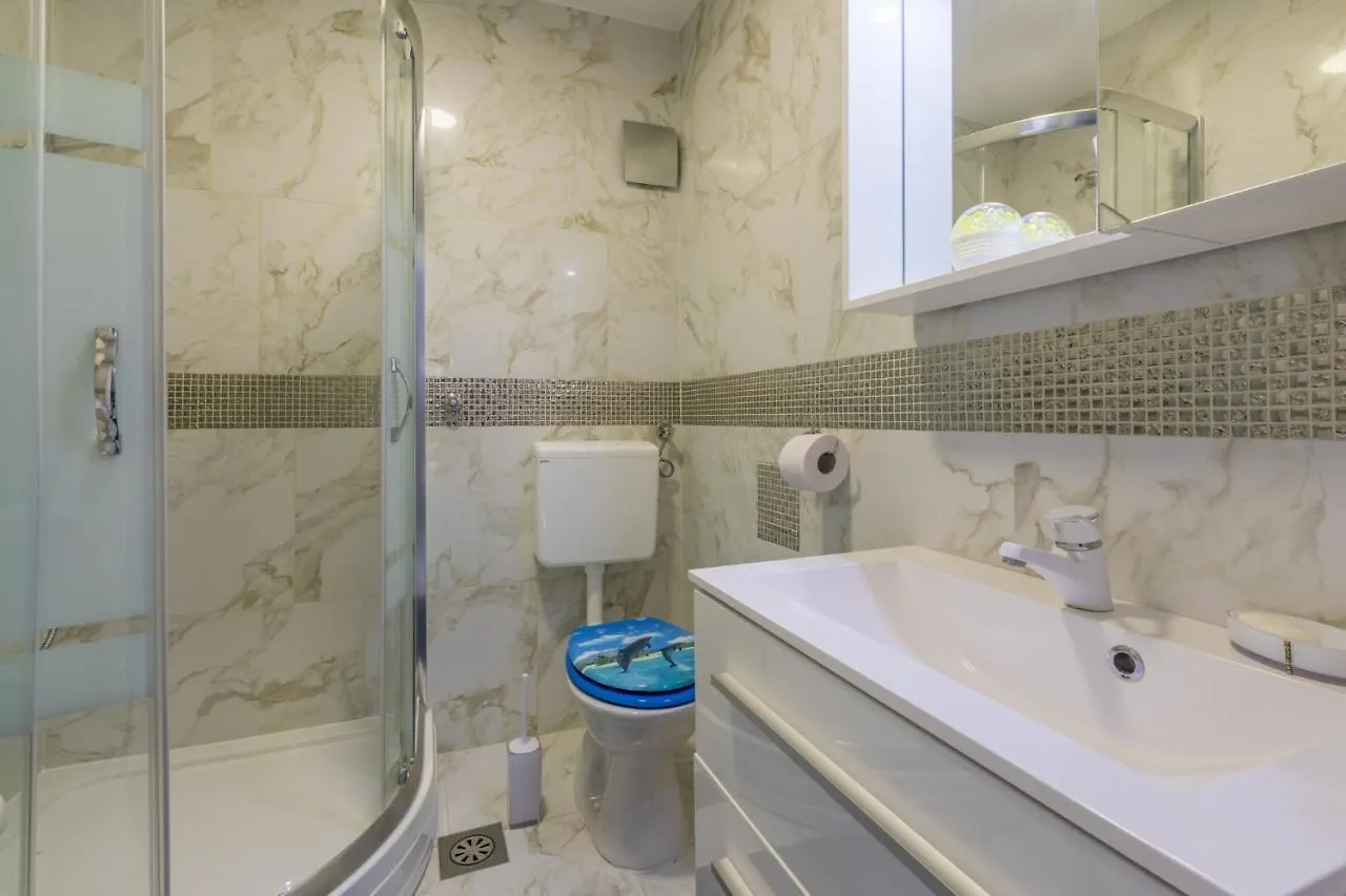 Kotvica Apartment Selce 0*,